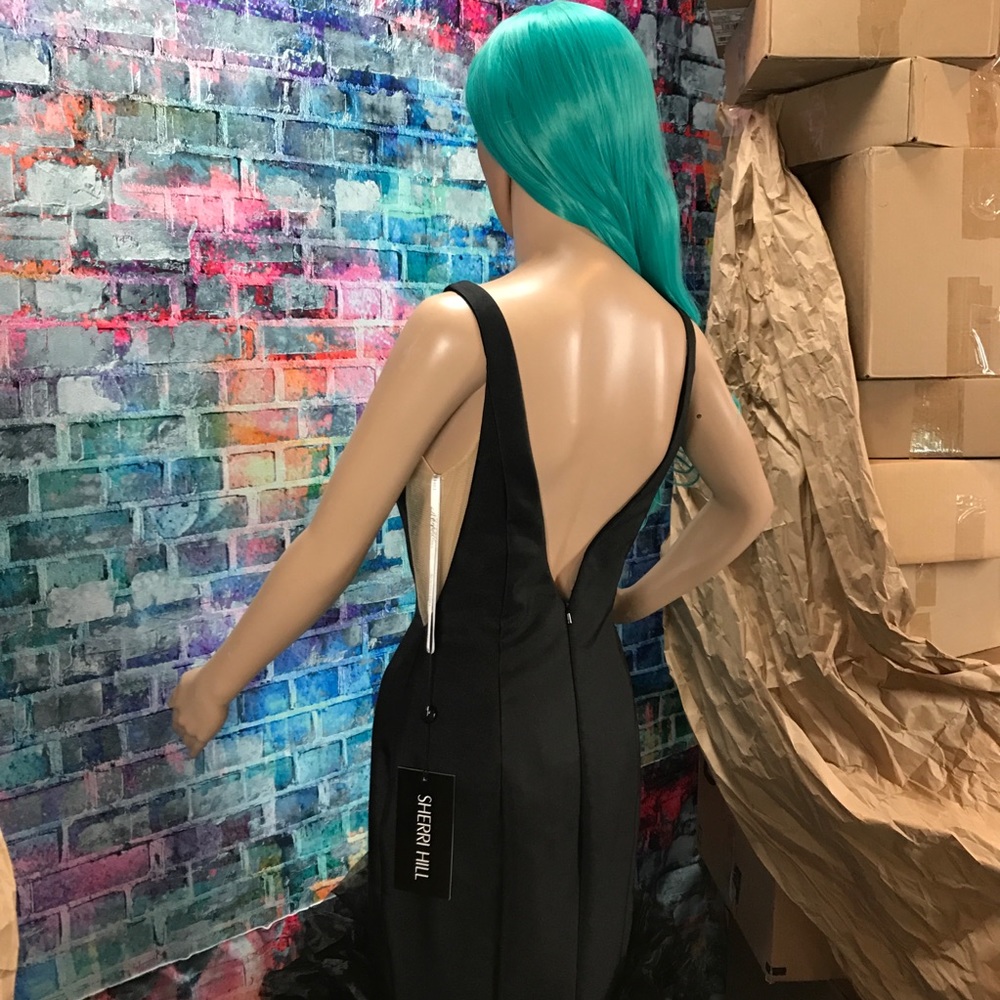 Sherri Hill Black Plunging V-Neck Mermaid Gown with Ruffled Skirt - Picture 11 of 11